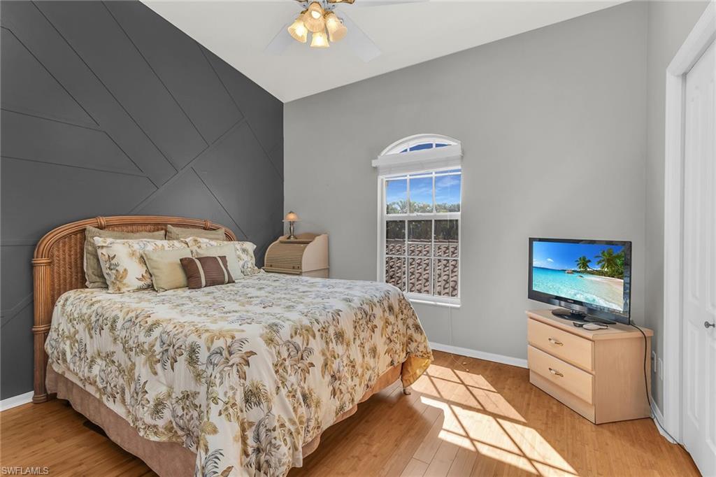 162 Newport Dr 1208 Property Photo 19