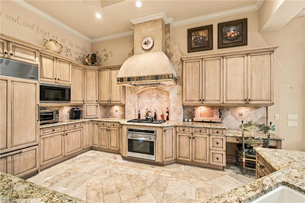 14850 Bellezza Ln Property Photo 13