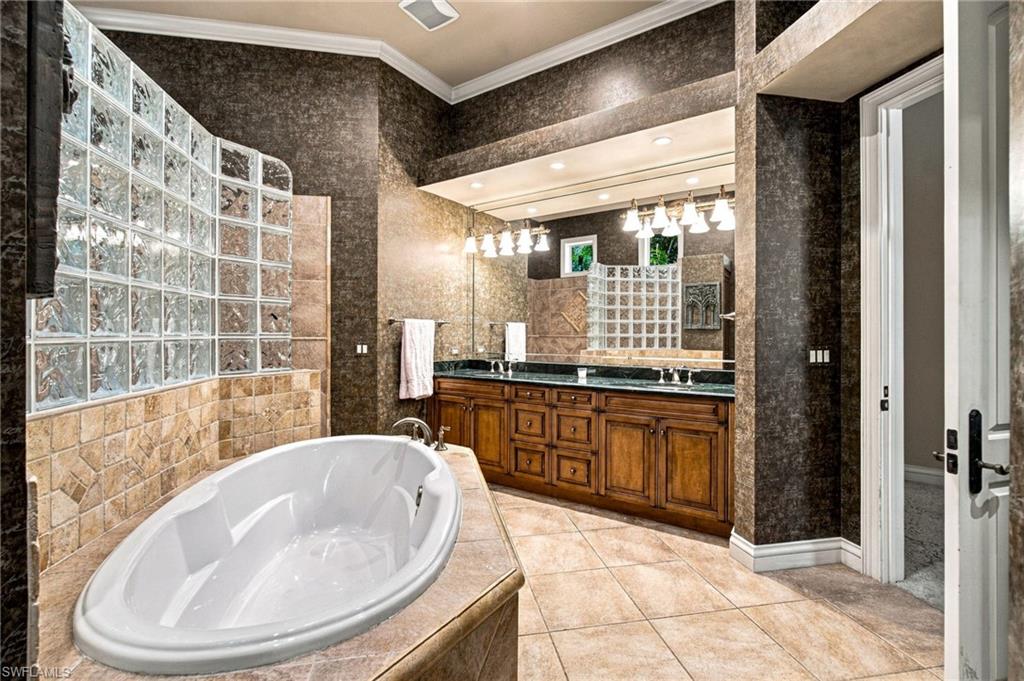 14850 Bellezza Ln Property Photo 17