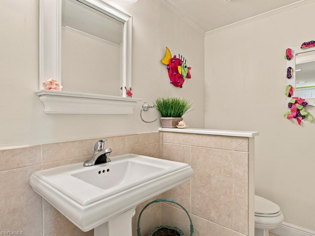 845 Collier Ct 203 Property Photo 19