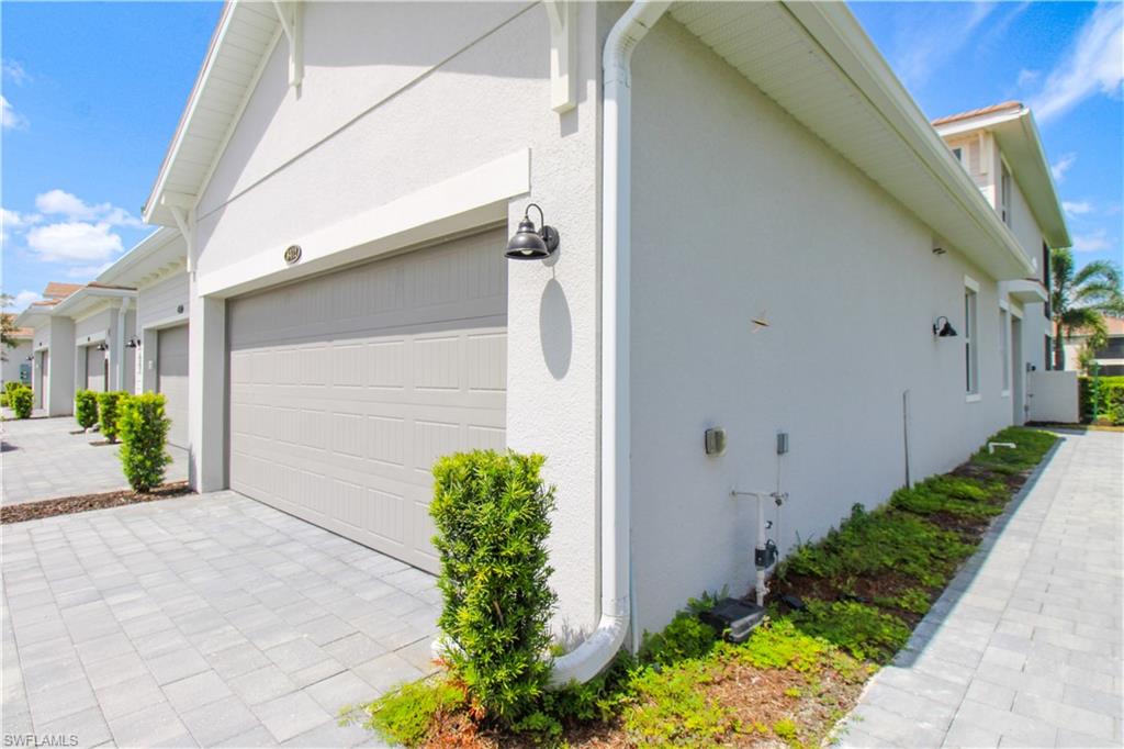 5739 Oakmont Ct 8412 Property Photo 4