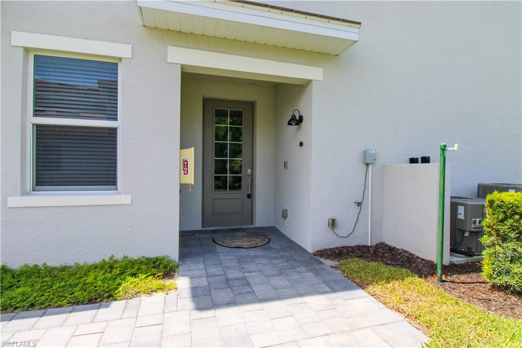 5739 Oakmont Ct 8412 Property Photo 5