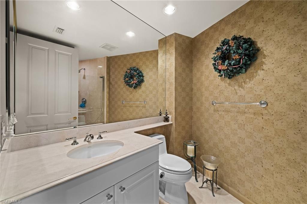 8787 Bay Colony Dr 603 Property Photo 31