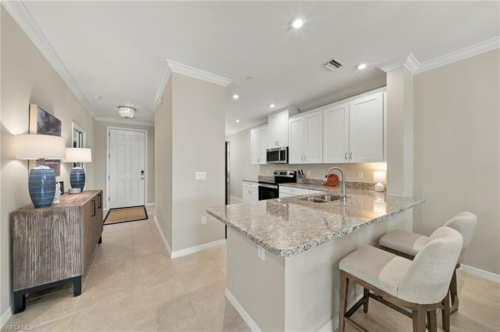 9402 Pocida Ct 104 Property Photo 6