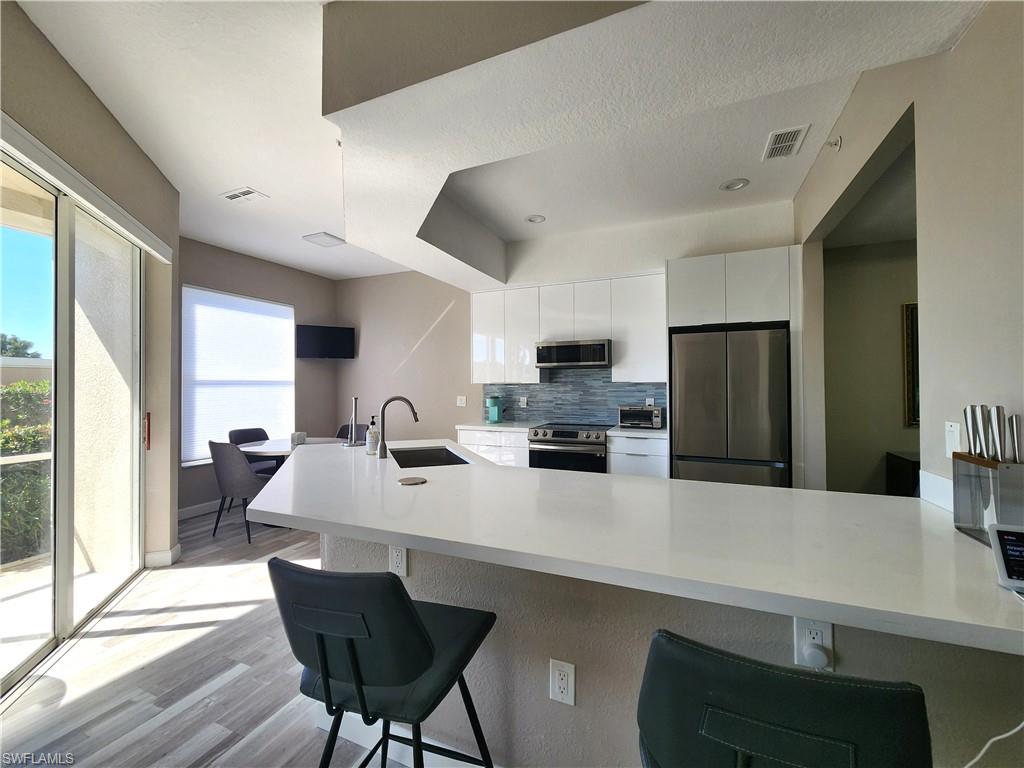 9270 Belleza Way 105 Property Photo 6