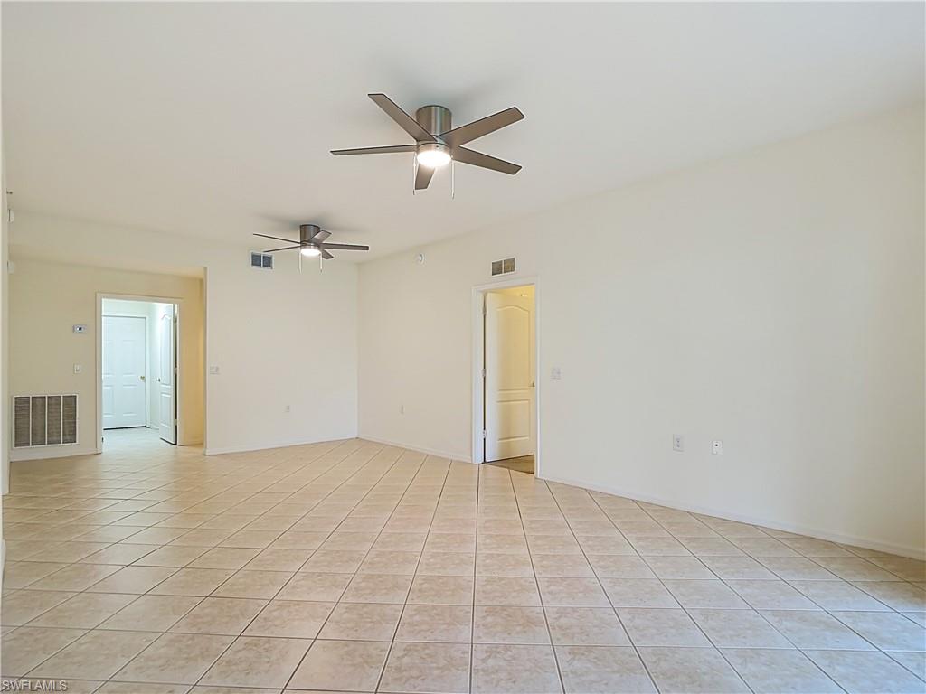 3545 Laurel Greens Ln N 103 Property Photo 12