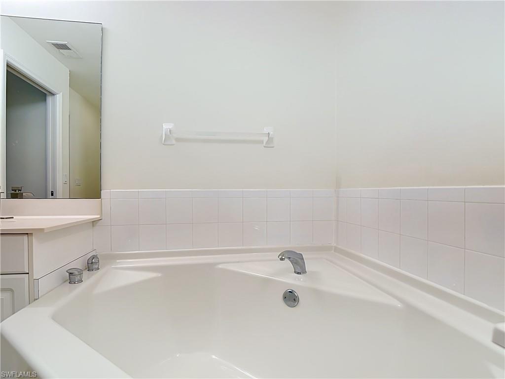 3545 Laurel Greens Ln N 103 Property Photo 38