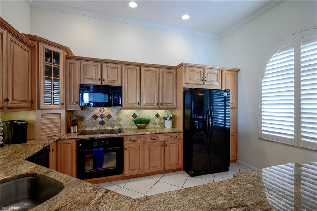 613 Beachwalk Cir J-204 Property Photo 10
