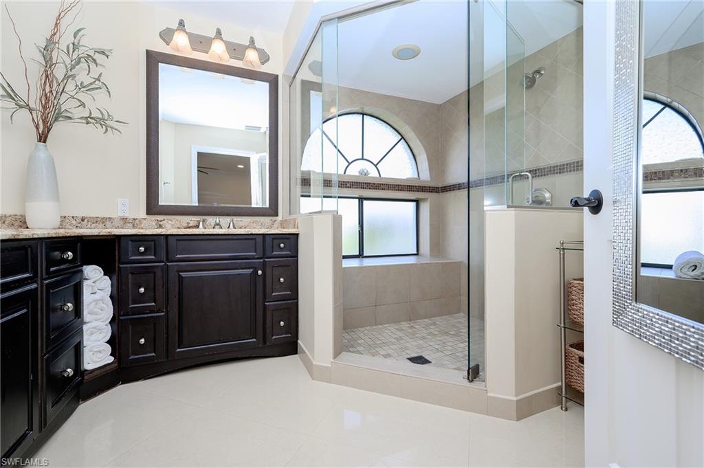 613 Beachwalk Cir J-204 Property Photo 17