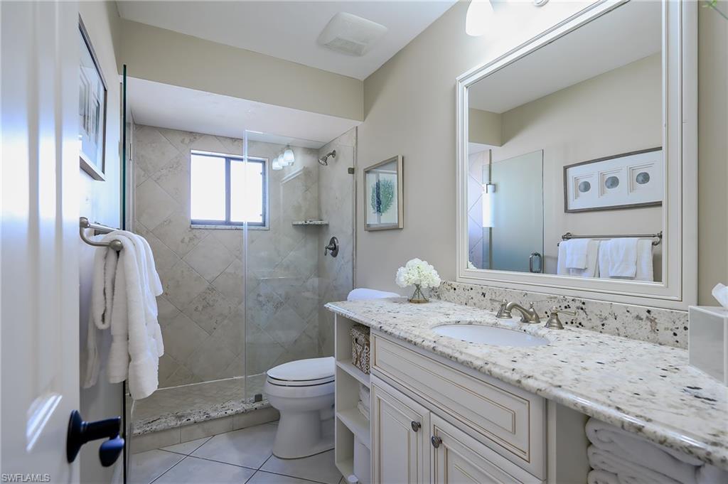 613 Beachwalk Cir J-204 Property Photo 21