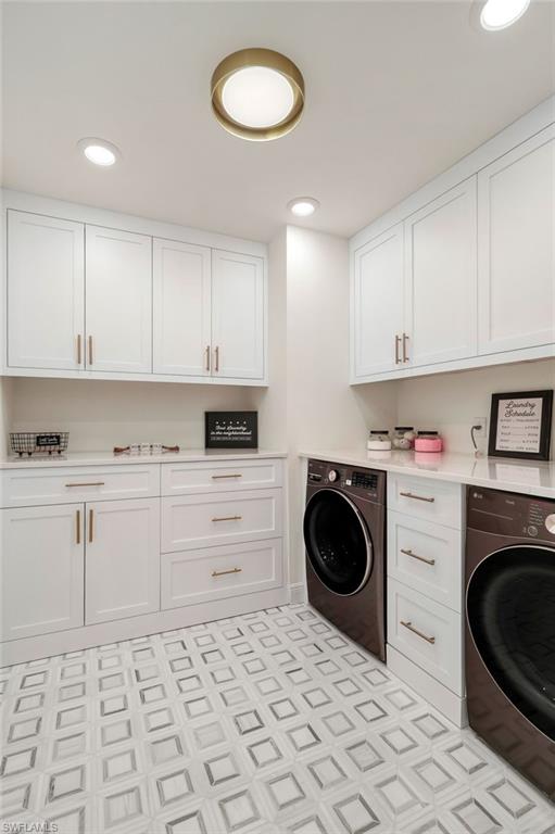 23161 Fashion Dr 7206 Property Photo 21