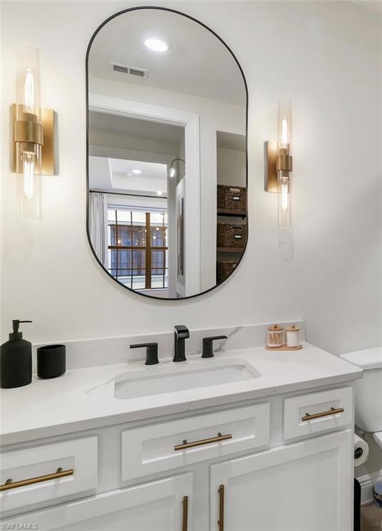 23161 Fashion Dr 7206 Property Photo 35