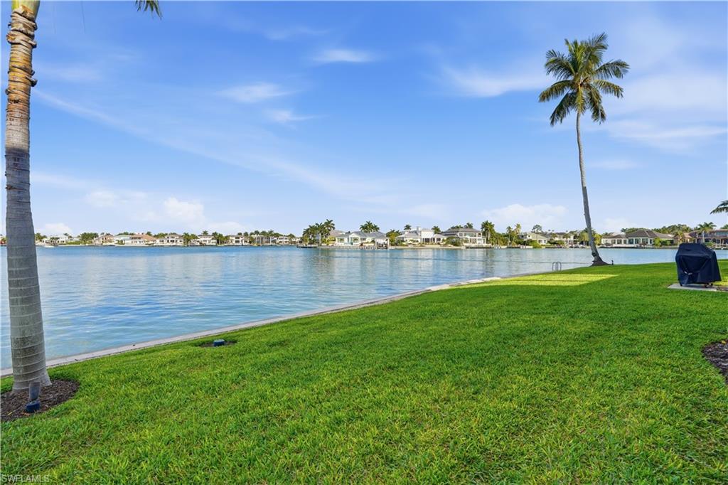 3400 Gulf Shore Blvd N O1 Property Photo 8