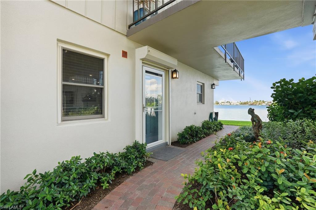 3400 Gulf Shore Blvd N O1 Property Photo 9