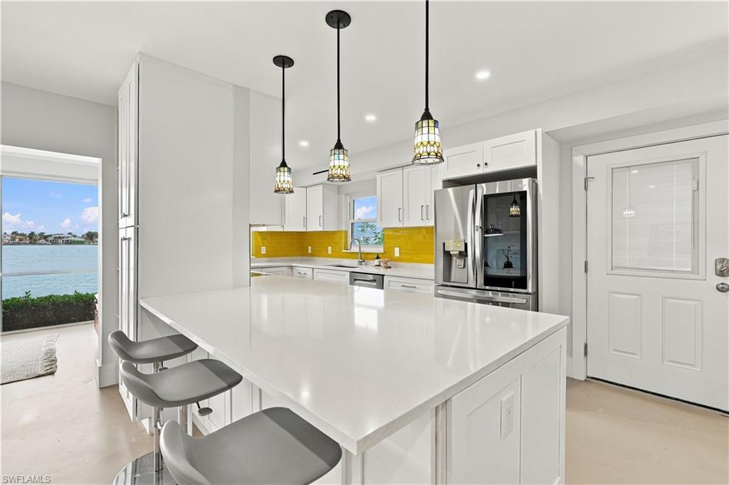 3400 Gulf Shore Blvd N O1 Property Photo 17
