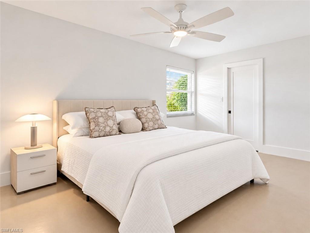 3400 Gulf Shore Blvd N O1 Property Photo 24