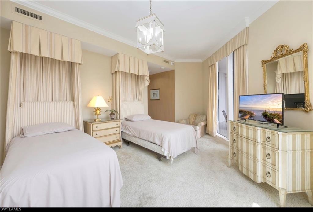 7575 Pelican Bay Blvd 1808 Property Photo 29