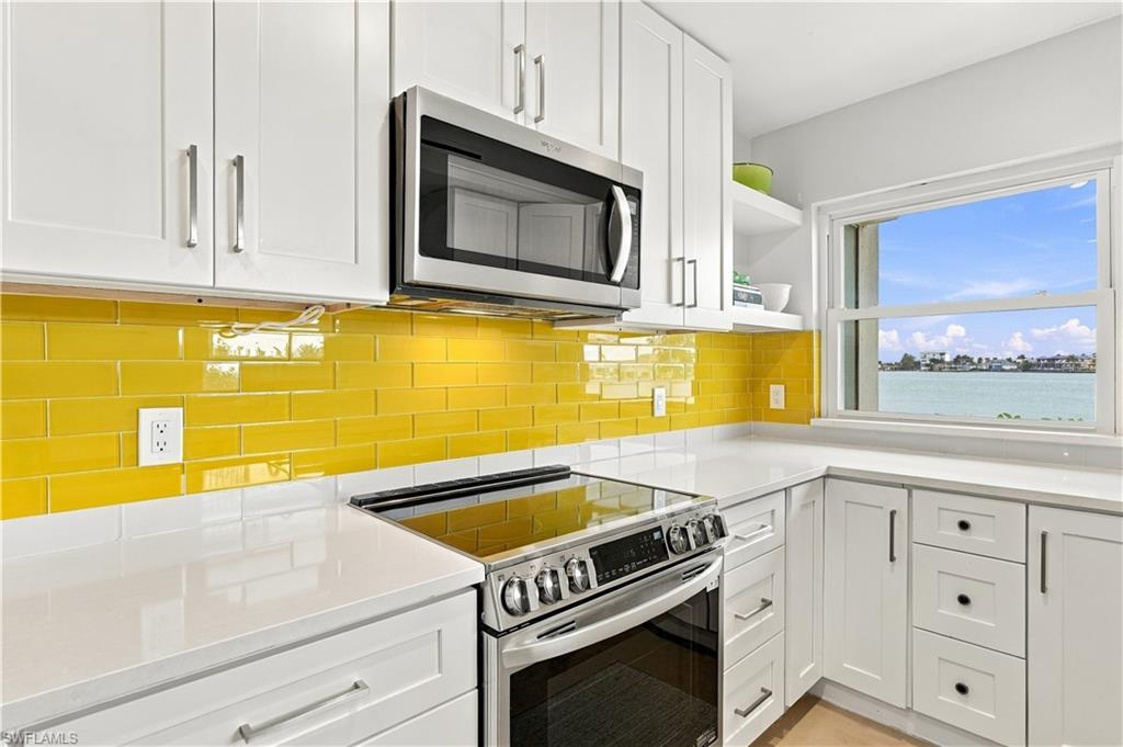3400 Gulf Shore Blvd N O1 Property Photo 13