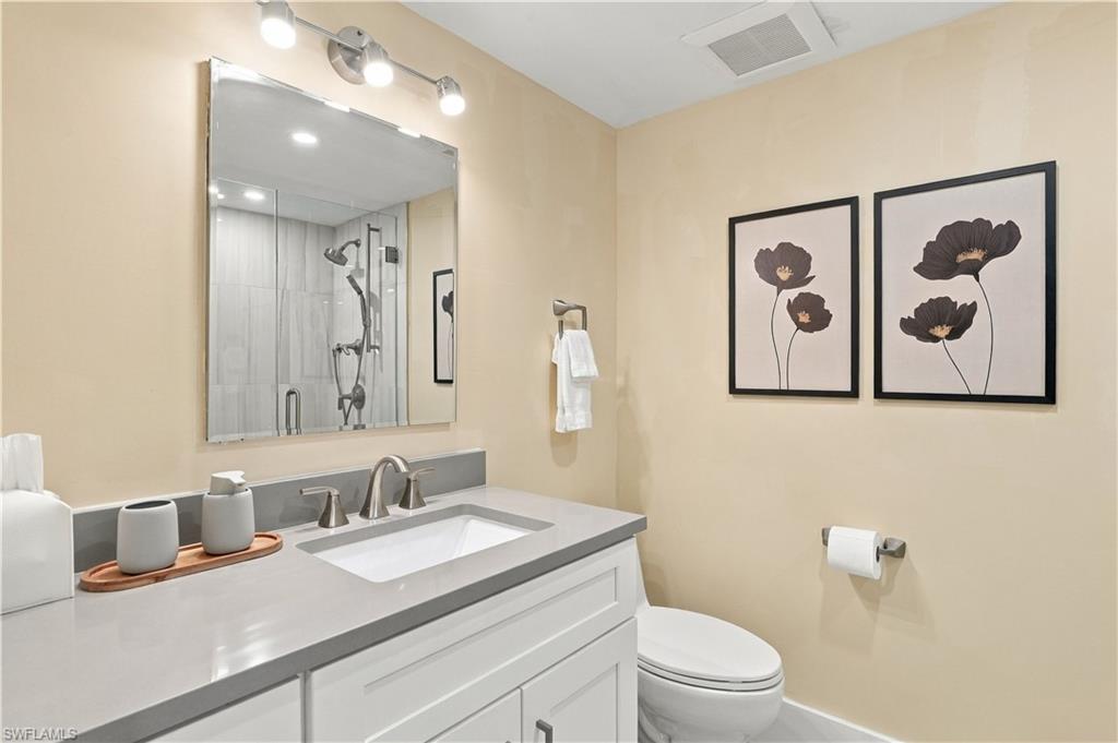 3400 Gulf Shore Blvd N O1 Property Photo 24