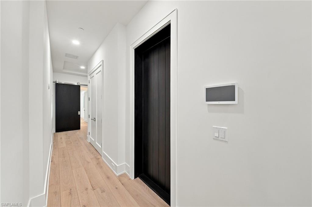 82 9th St S 205 Property Photo 19