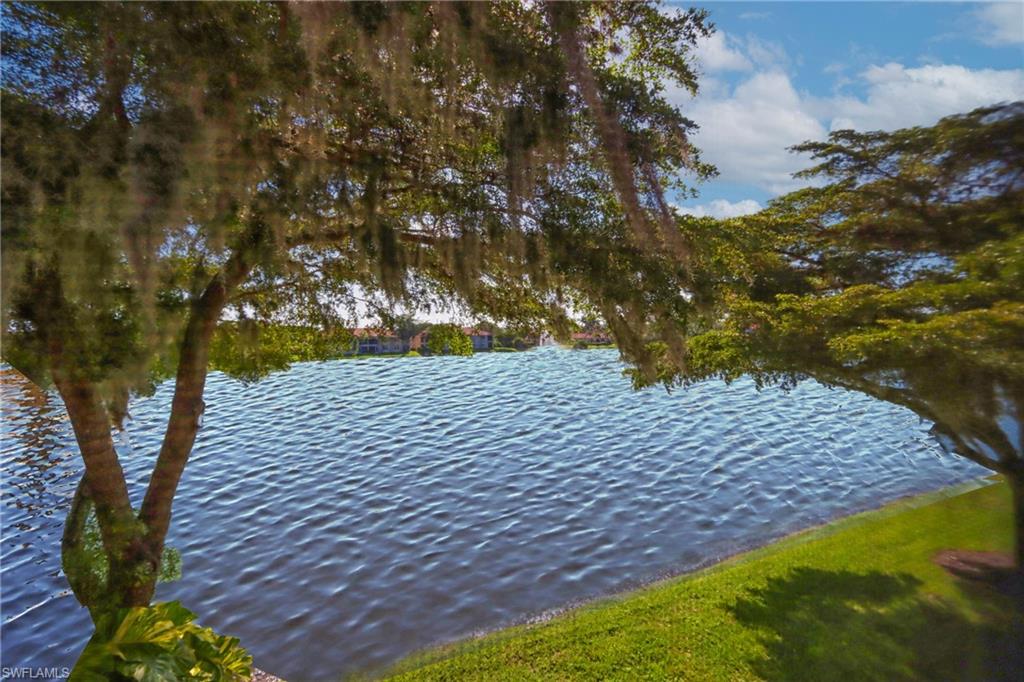 6544 Huntington Lakes Cir 204 Property Photo 2