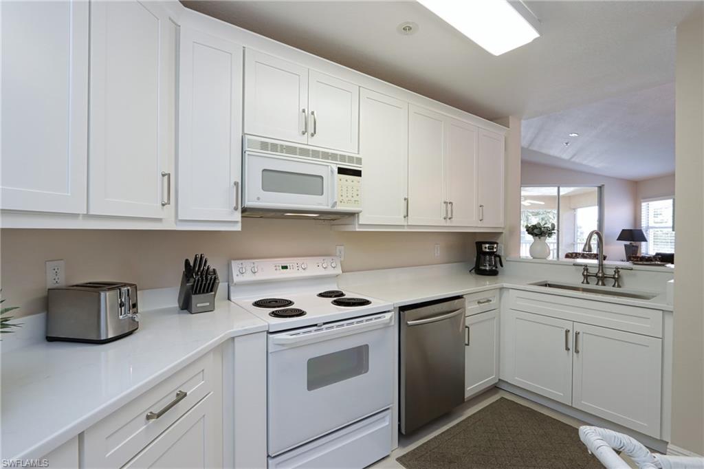 6544 Huntington Lakes Cir 204 Property Photo 9