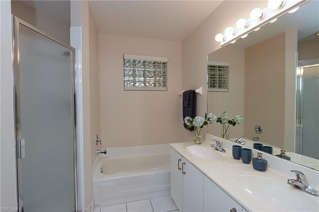 6544 Huntington Lakes Cir 204 Property Photo 14