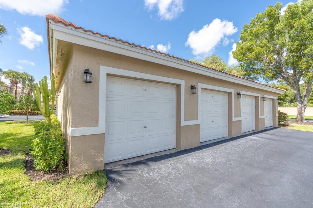 6544 Huntington Lakes Cir 204 Property Photo 23