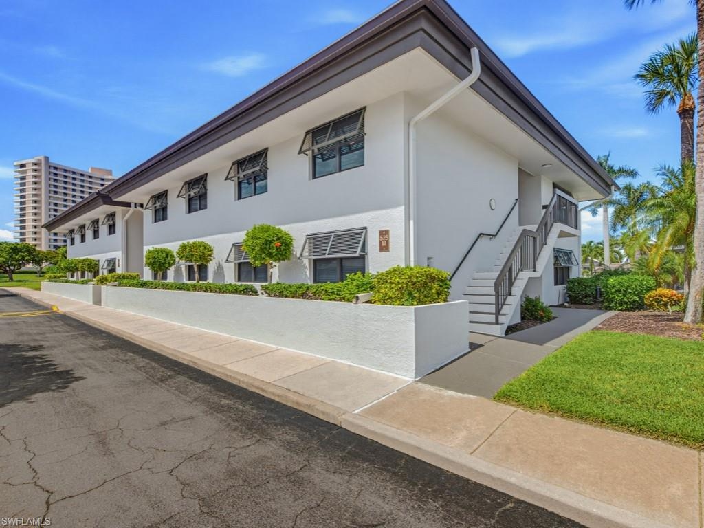 525 Seaview Ct M4 Property Photo 18