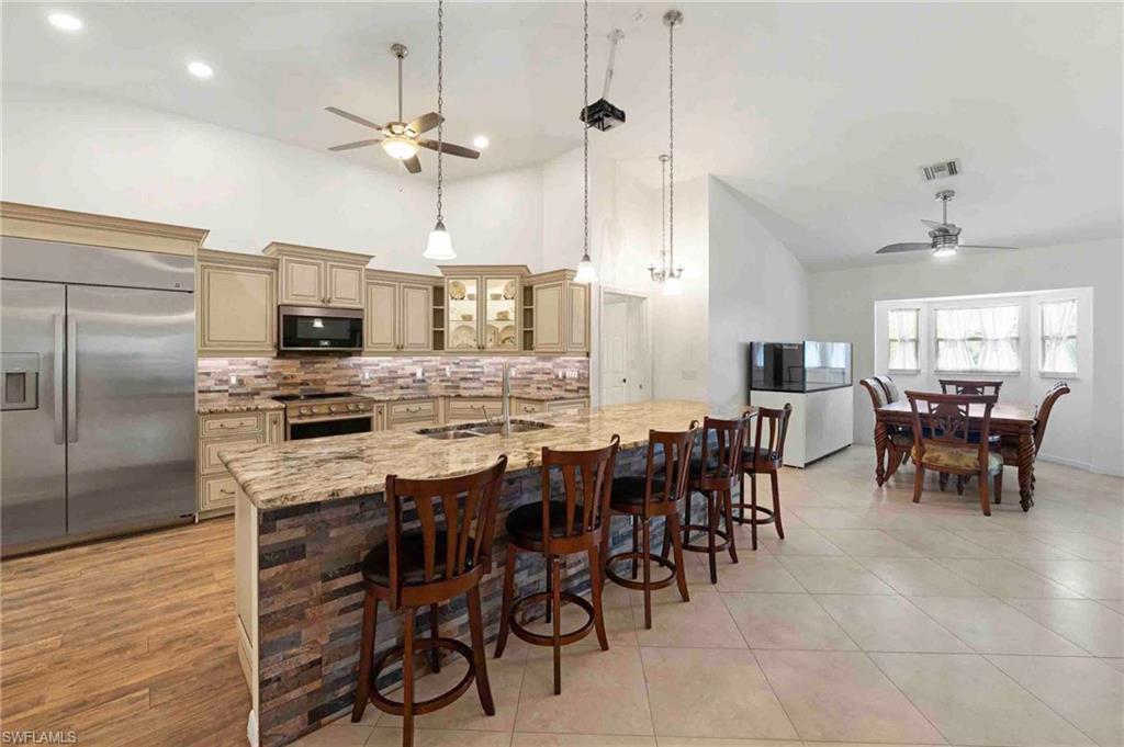 28910 Winthrop Cir Property Photo 7
