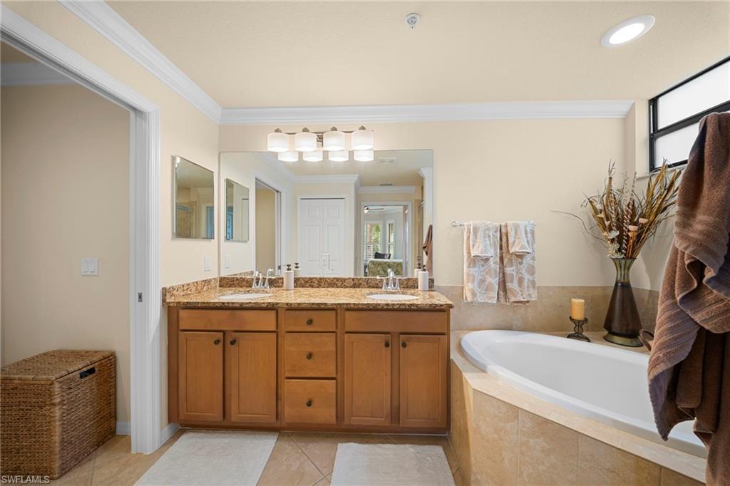 10026 Siesta Bay Dr 9111 Property Photo 28