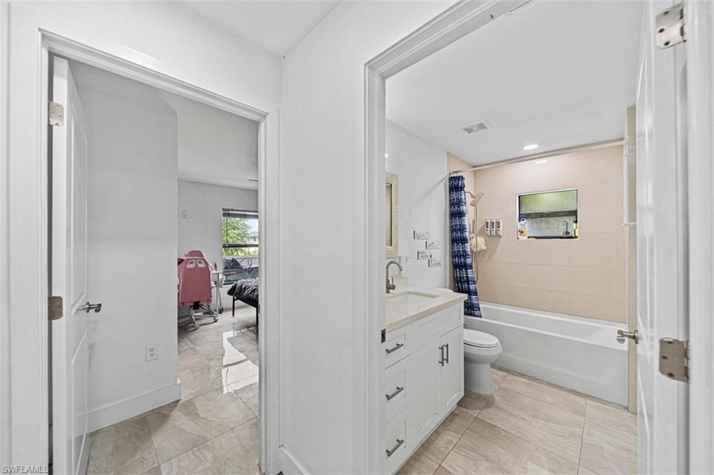 1301 Unice Ave N Property Photo 9