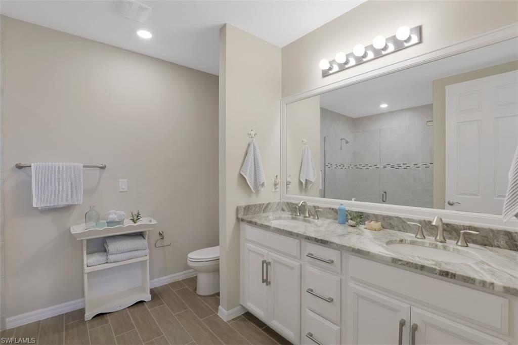 14663 Edgewater Cir Property Photo 15