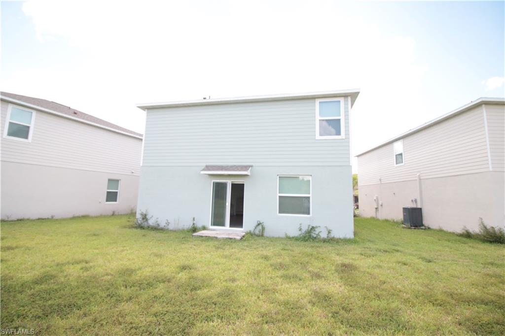 19619 Fairhill Ct Property Photo 11