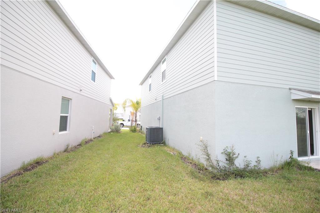 19619 Fairhill Ct Property Photo 12