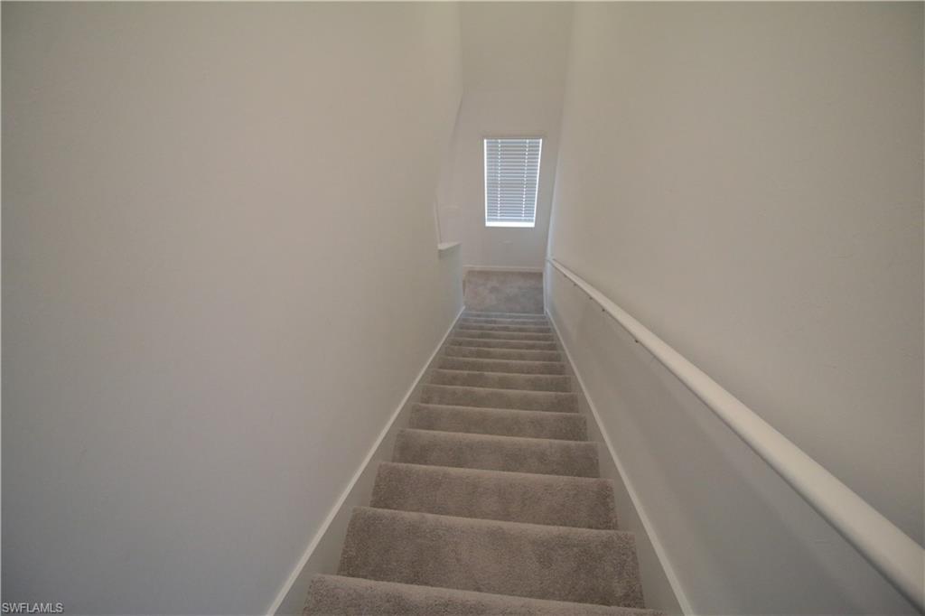 19619 Fairhill Ct Property Photo 21