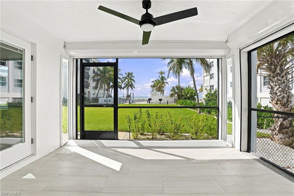 2580 Estero Blvd 15 Property Photo 27