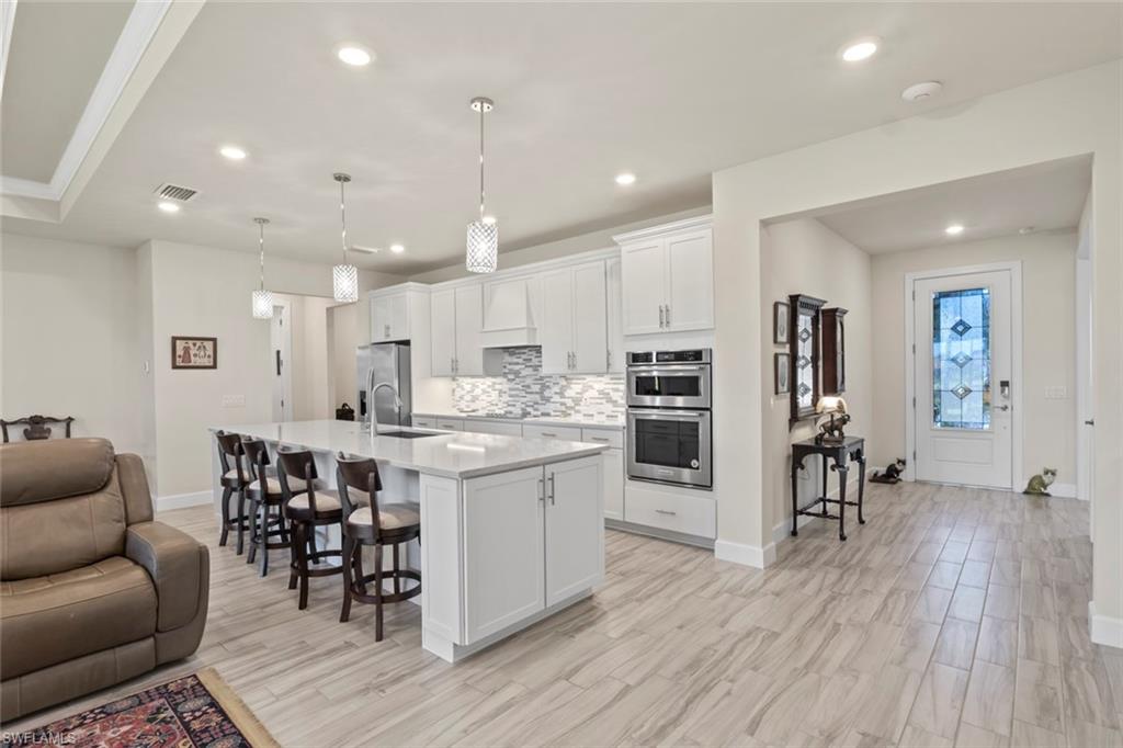 6483 Holiman Way Property Photo 3