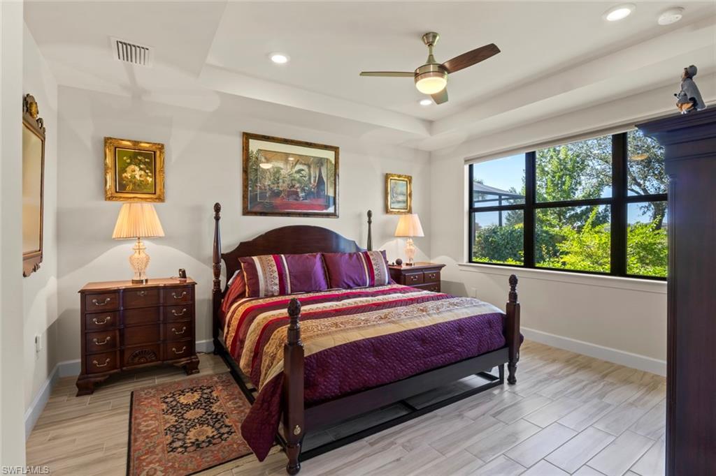 6483 Holiman Way Property Photo 8
