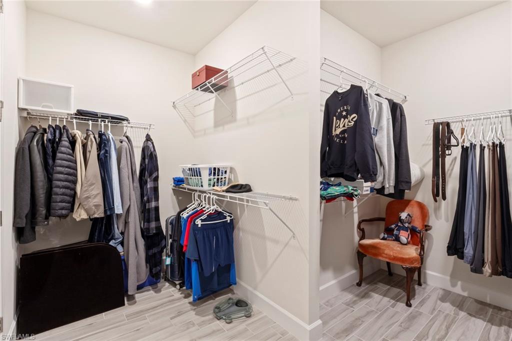 6483 Holiman Way Property Photo 12