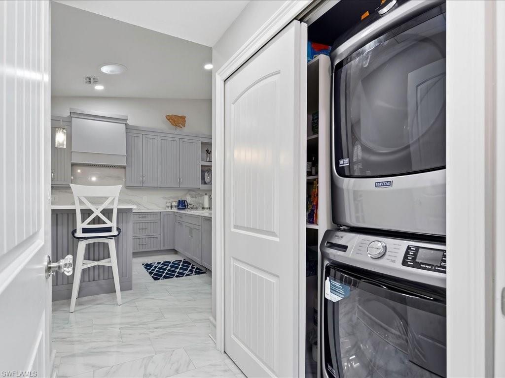 798 Wiggins Bay Dr Property Photo 28