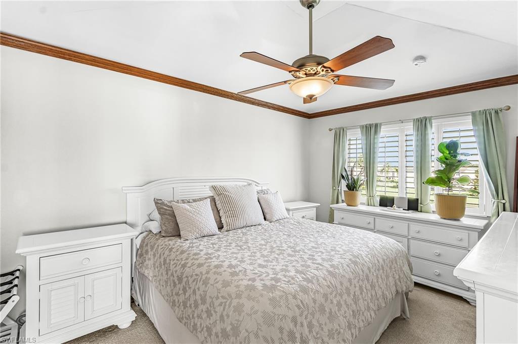 2425 Laurentina Ln Property Photo 13