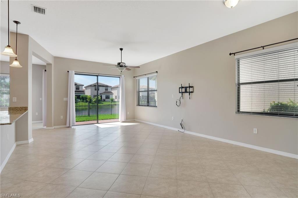 5374 Ferris Ave Property Photo 4