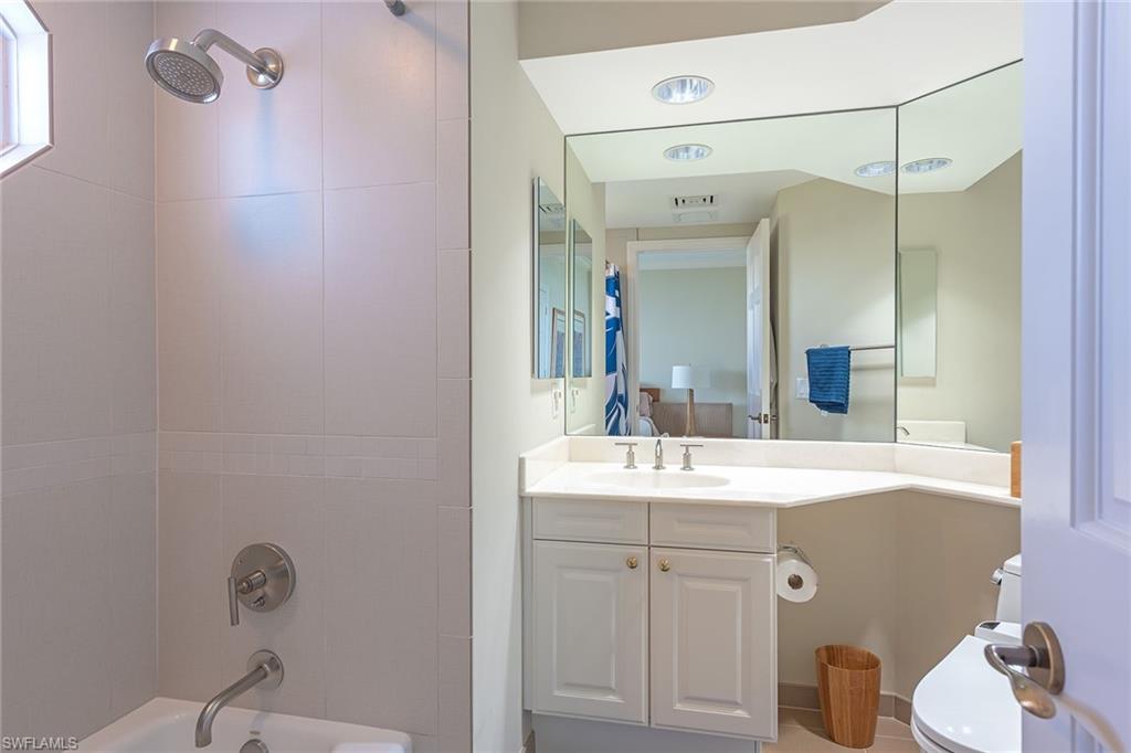 8990 Bay Colony Dr 1101 Property Photo 11
