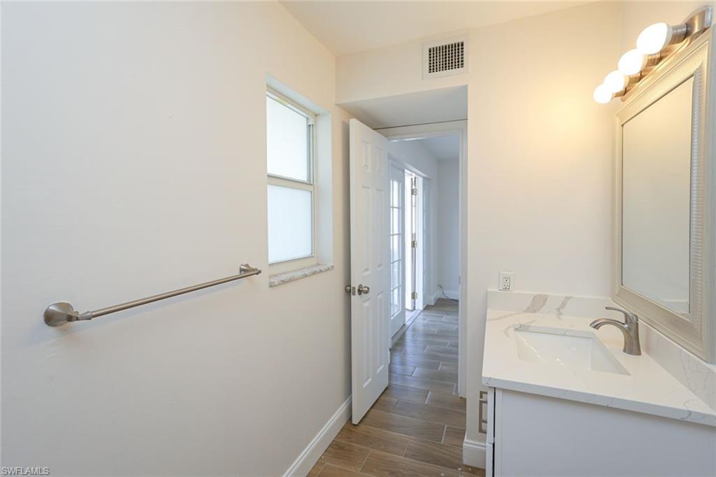 2102 Alamanda Dr Penthouse B Property Photo 17