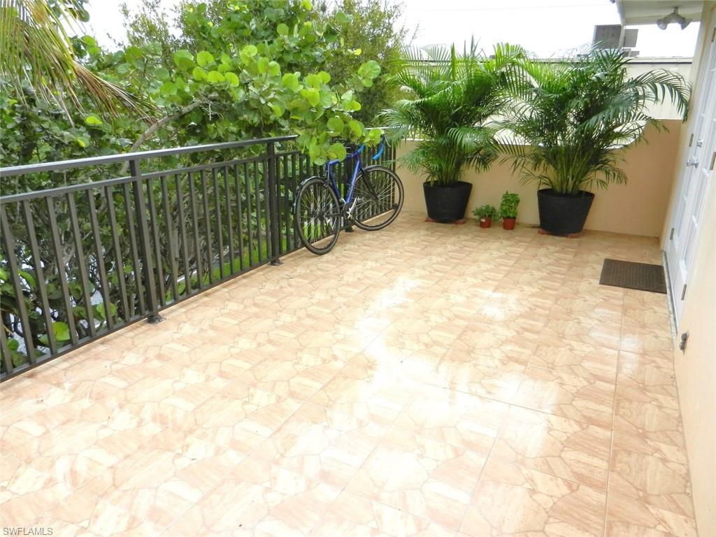 2102 Alamanda Dr Penthouse B Property Photo 18