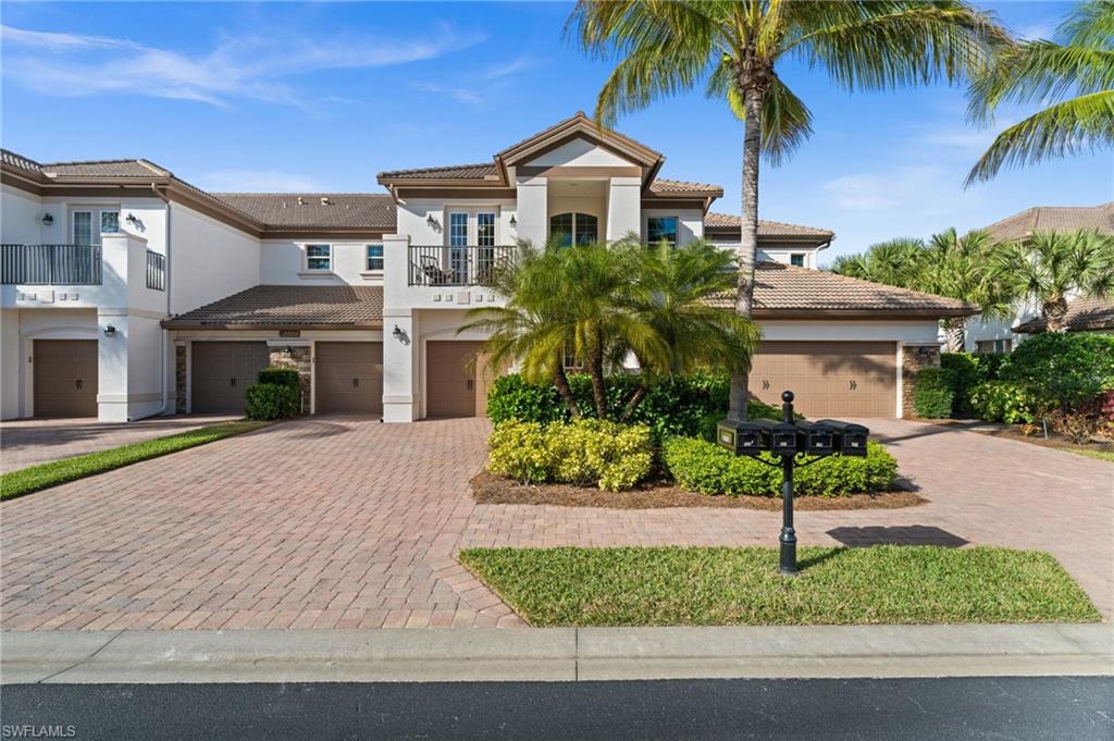 8069 Players Cove Dr 202 Property Photo 2