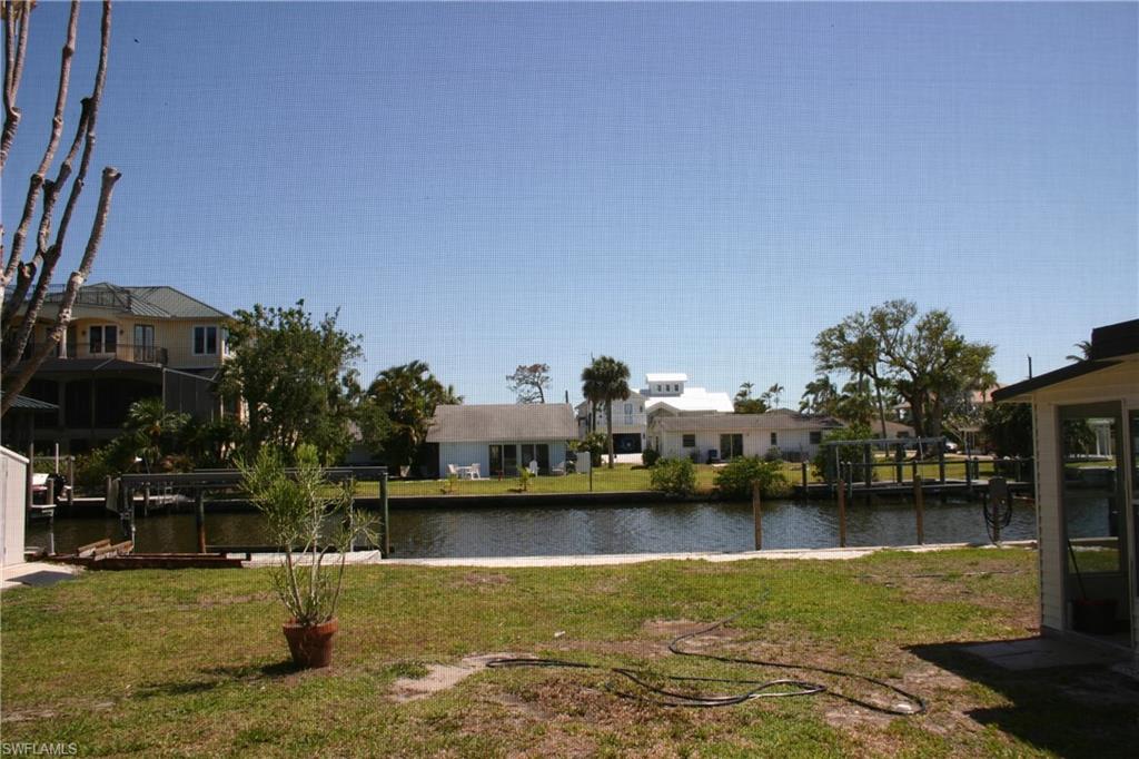 4813 Esplanade St Property Photo 4