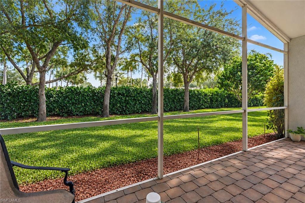 9290 Springview Loop Property Photo 23