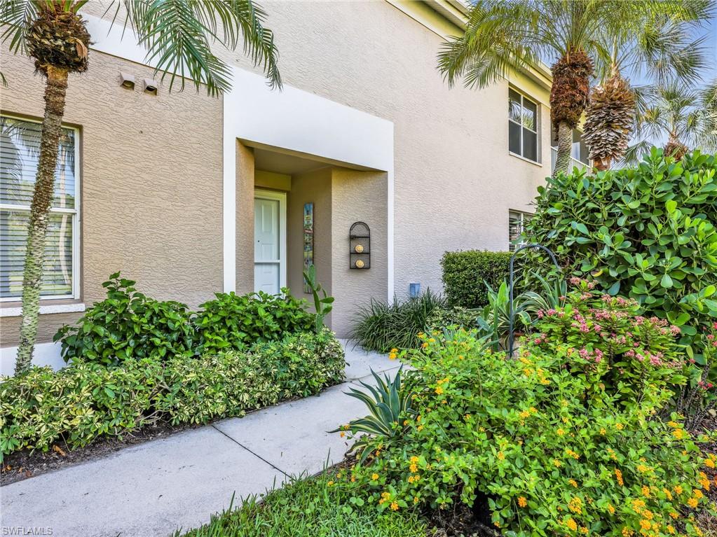 882 Carrick Bend Cir 102 Property Photo 6